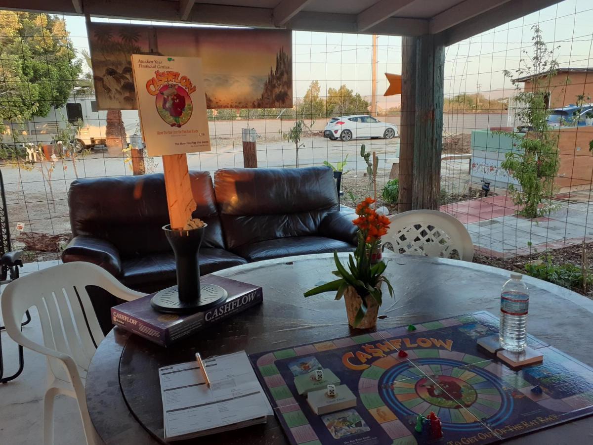 Crashpod Hostel Desert Hot Springs Exterior foto